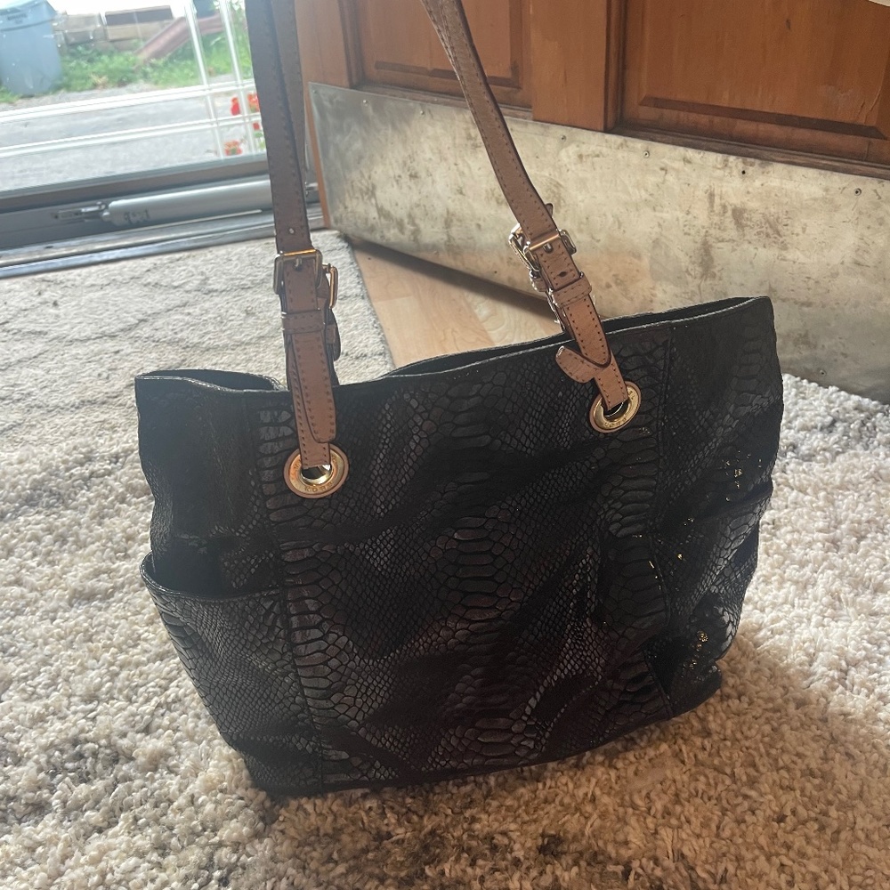 Michael kors handbag